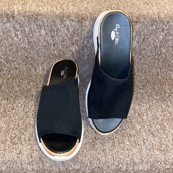 ♣️EUC Like New Dr. Scholl’s Original Collection Wedge Sandals - Picture 3 of 10